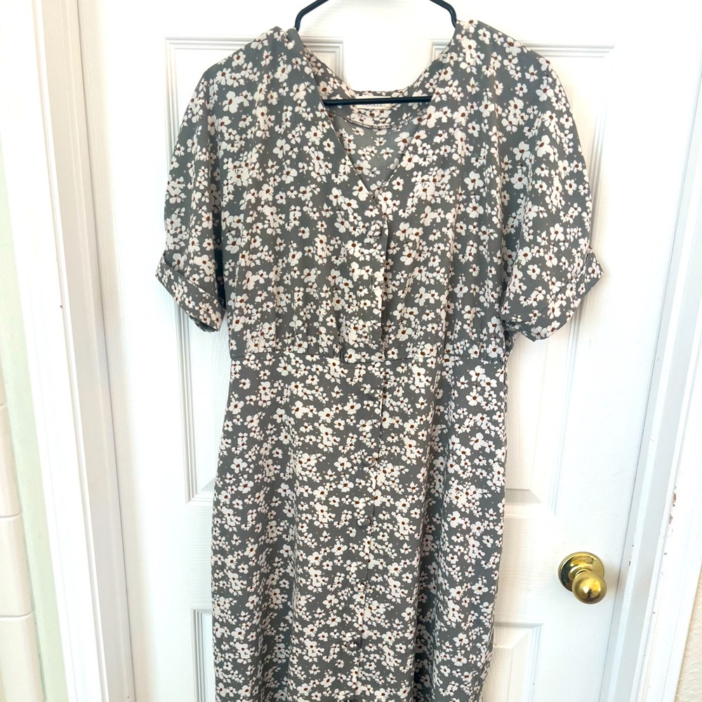 Short Sleeve Floral Maxi Dress
